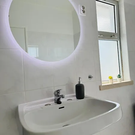 Concorde Luxury Ocean View Apartman
